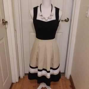 White/Black Casual Summer Dress